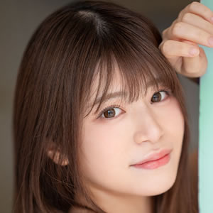 青山七海(あおやまななみ)