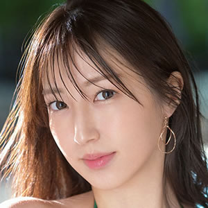 二階堂麗(にかいどううらら)